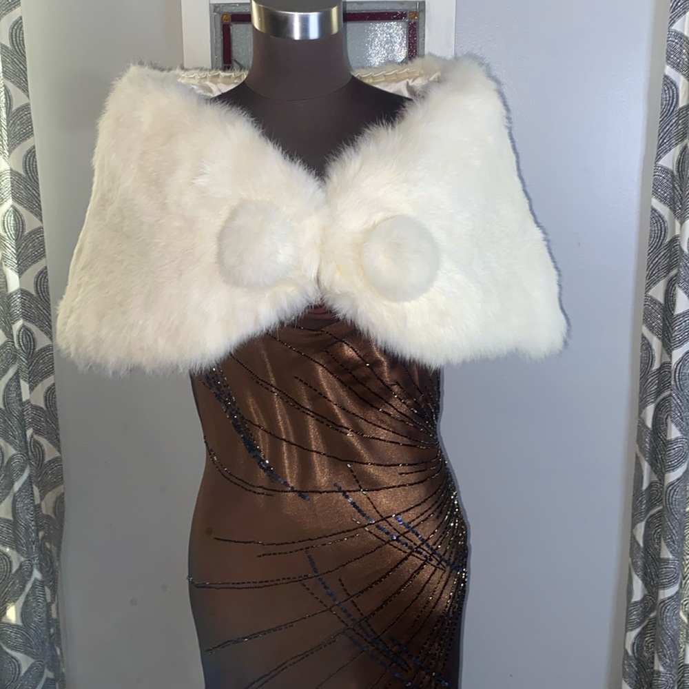 Gorgeous 1960’s/ 70’s Rabbit Fur Stole